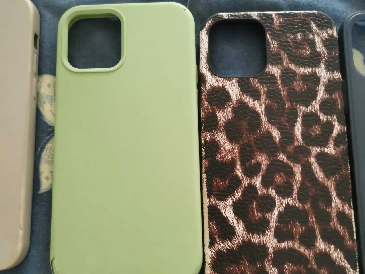 Billede 2 - Iphone 12 cover frit valg 5 kr🌸