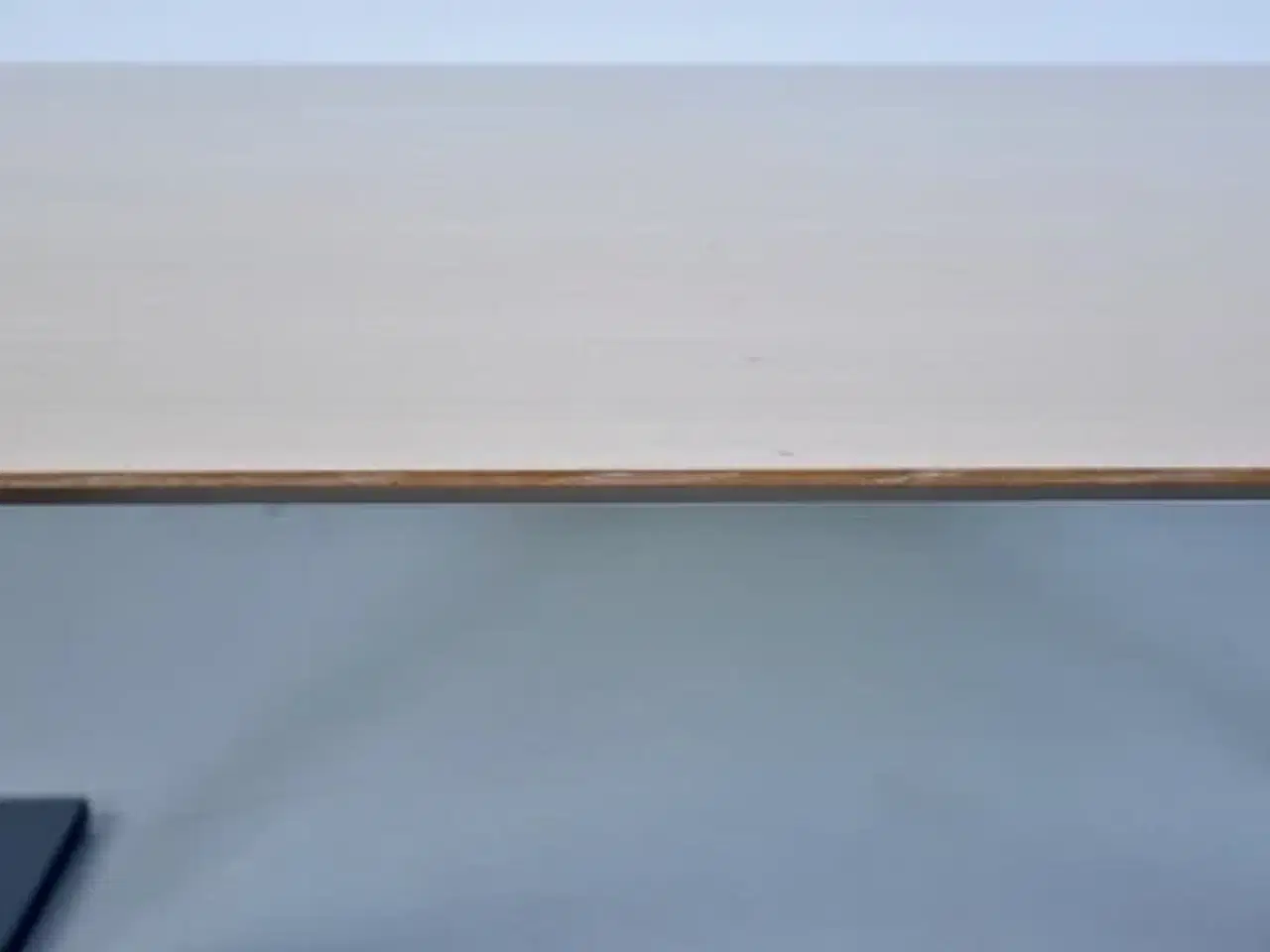 Billede 9 - Scan office hæve-/sænkebord med bøgelaminat, 150 cm.
