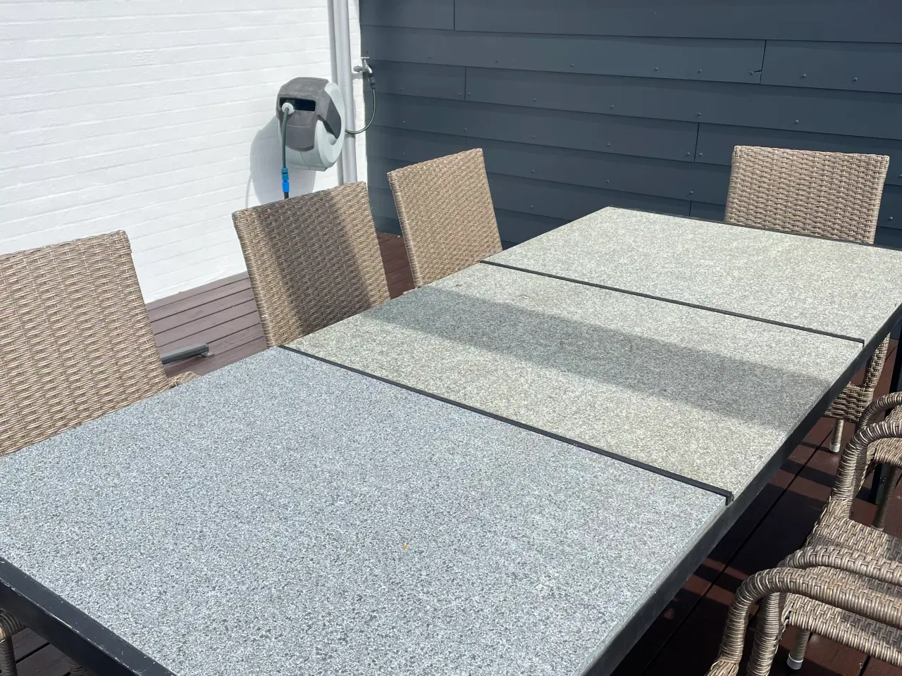 Billede 1 - Havebord m/ 3 stk. granit plader