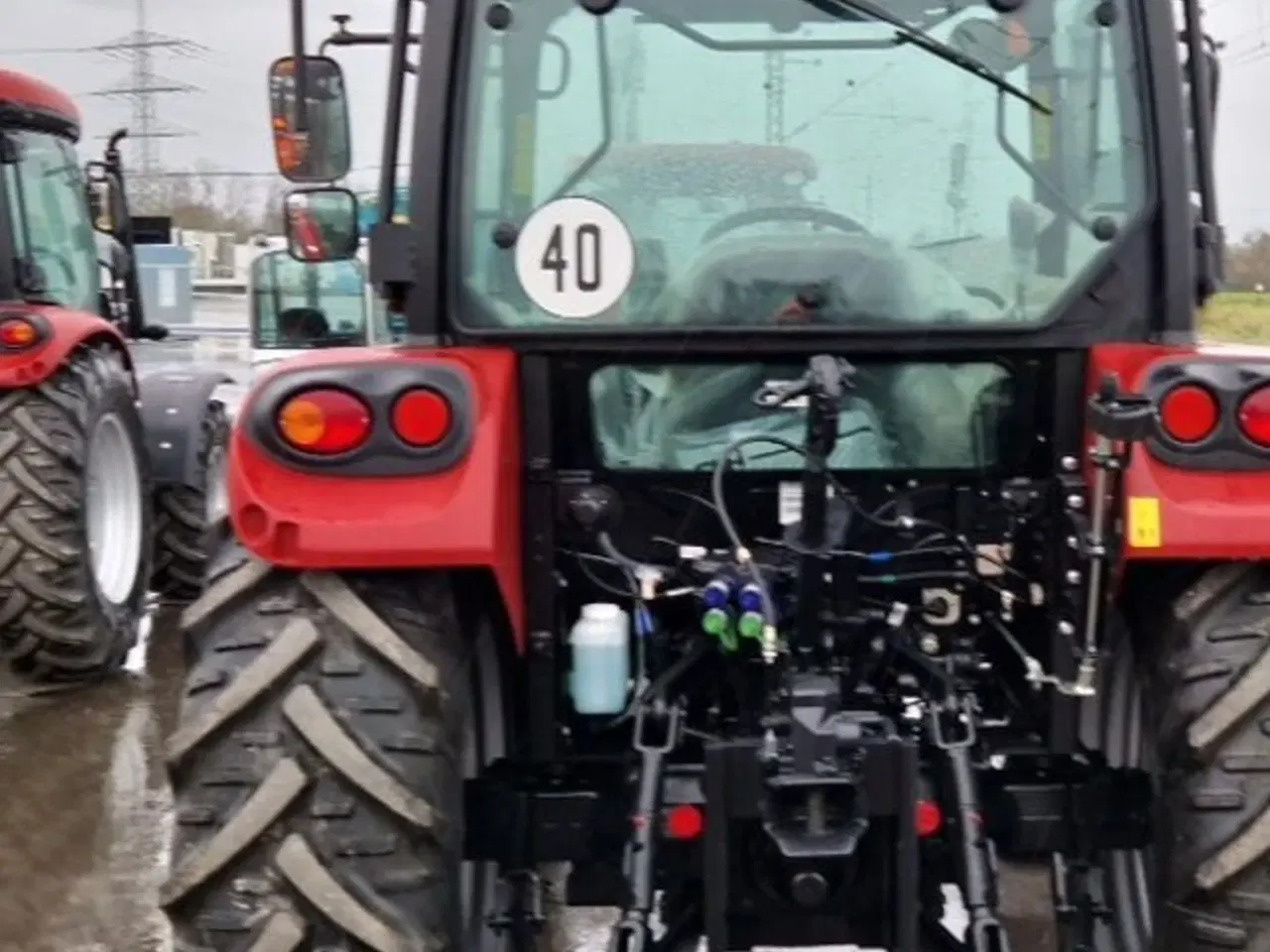 Billede 9 - Case IH Farmall 75 A Med frontlift og koblingsfrit vendegear og brede hjul.