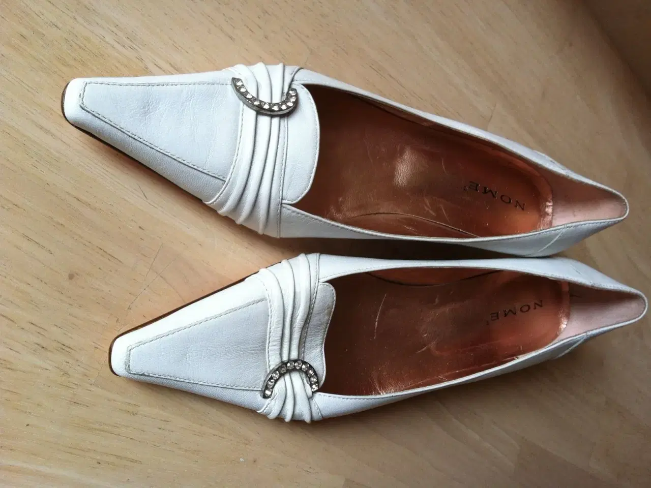 Billede 1 - Hvide læder "Nome dame sko str: 38; 50kr