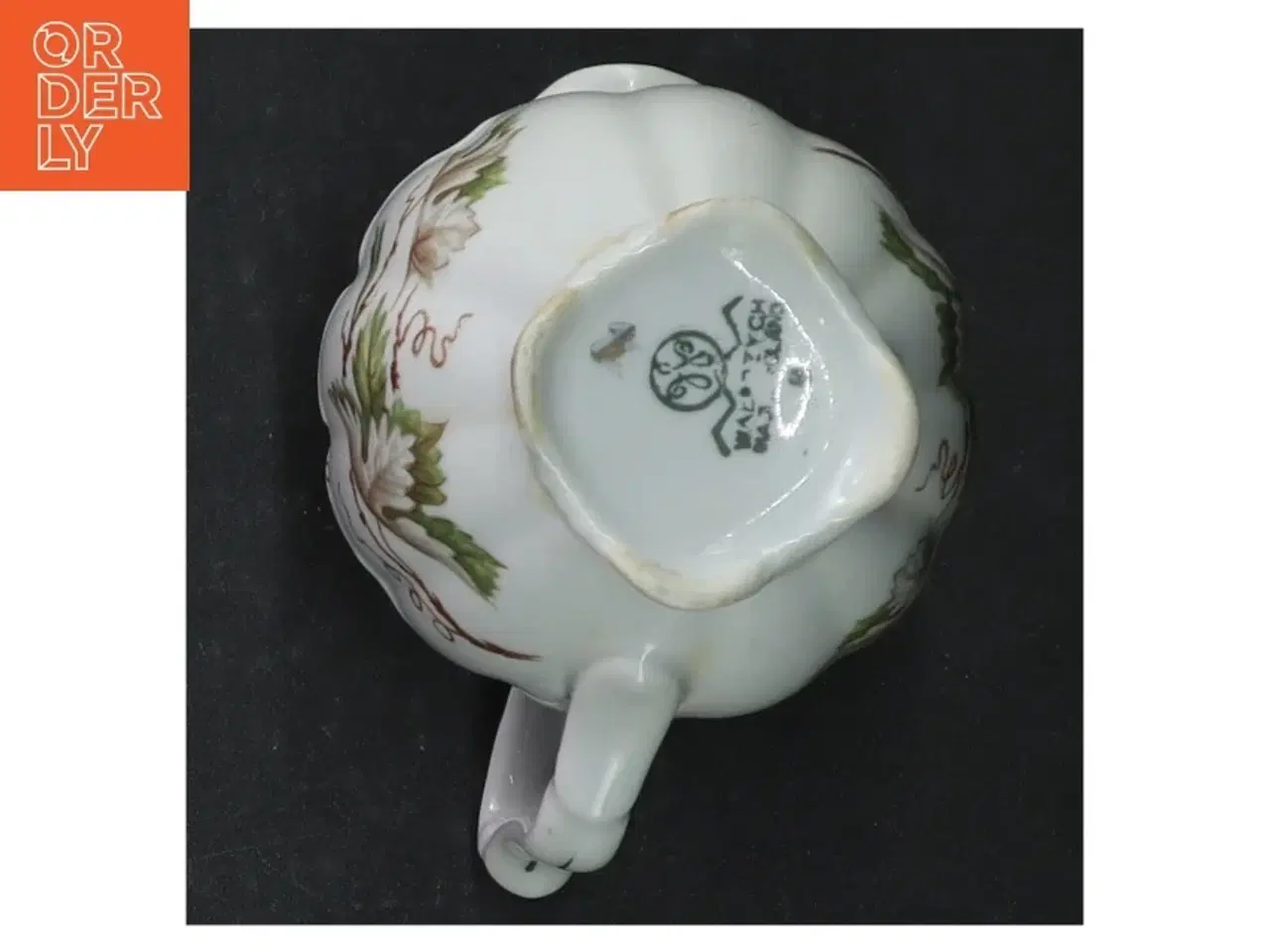 Billede 3 - Porcelænsflødekande (str. H. 9 cm)