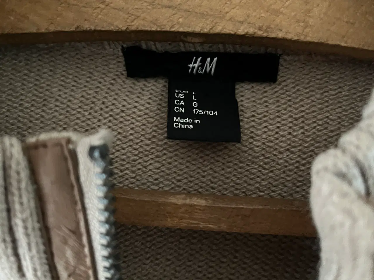 Billede 3 - Cardigan str L sælges H&M