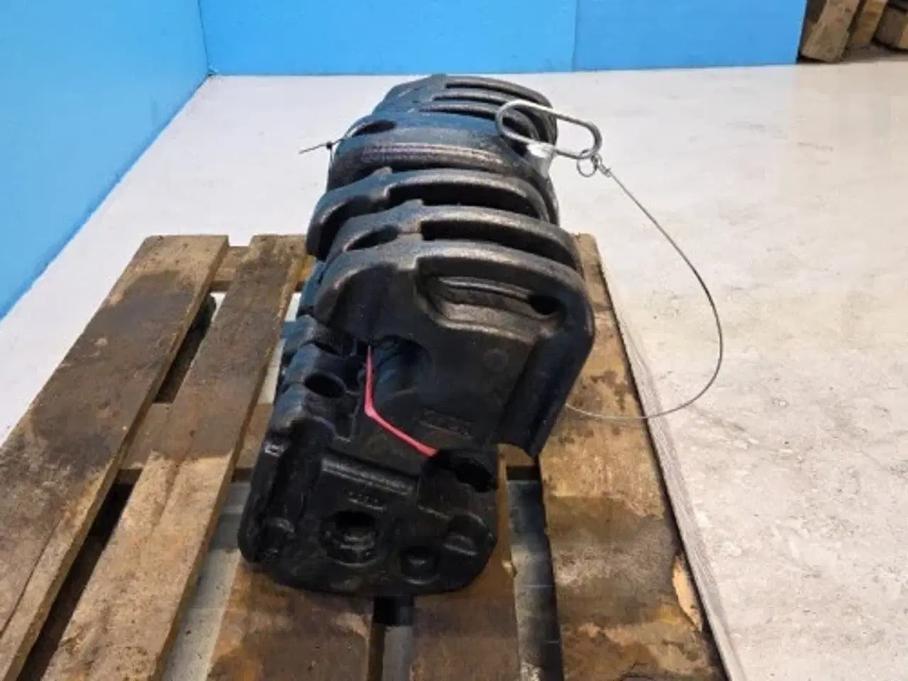 Billede 4 - Case Farmall 75A Frontvægt Sæt 48102389