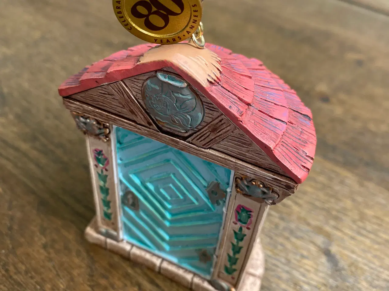 Billede 2 - Originalt Disney Jubilæums Ornament Pinocchio 80år