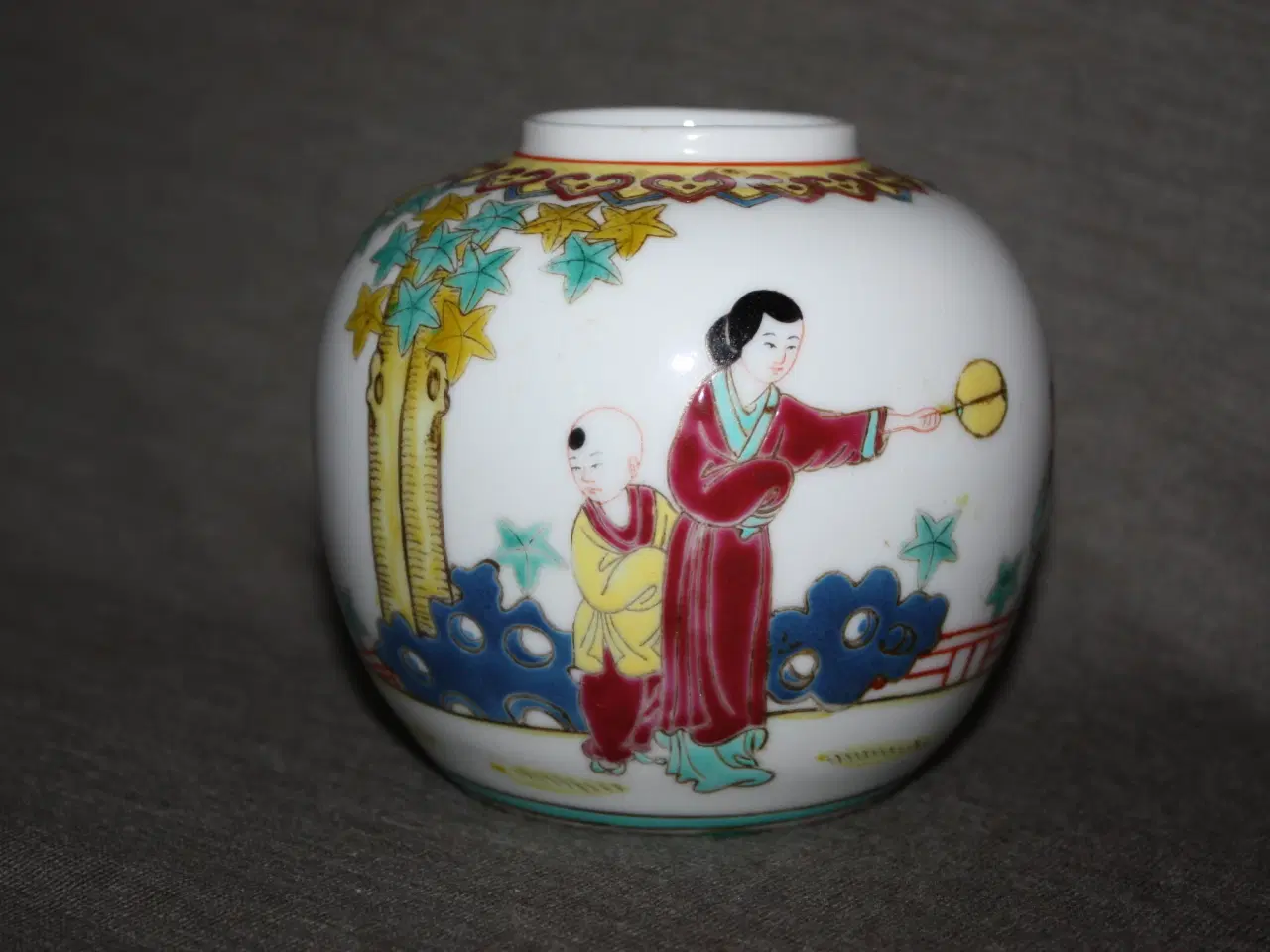 Billede 6 - Kinesisk vase højde højde 10 cm