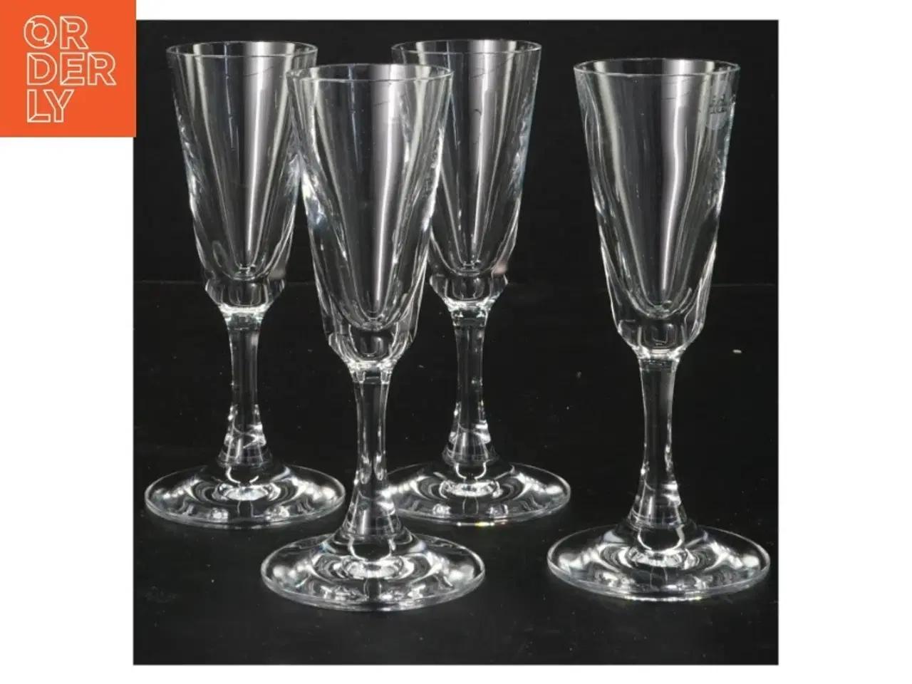 Billede 1 - Snapseglas i krystal fra Id Ideas Daily (str. 14 cm)