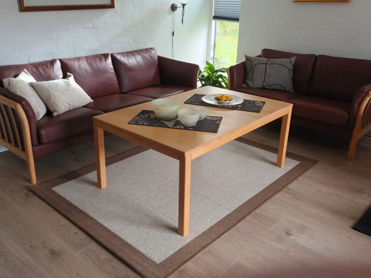 Billede 1 - Sofagruppe, 2+3 pers. sofa og sofabord