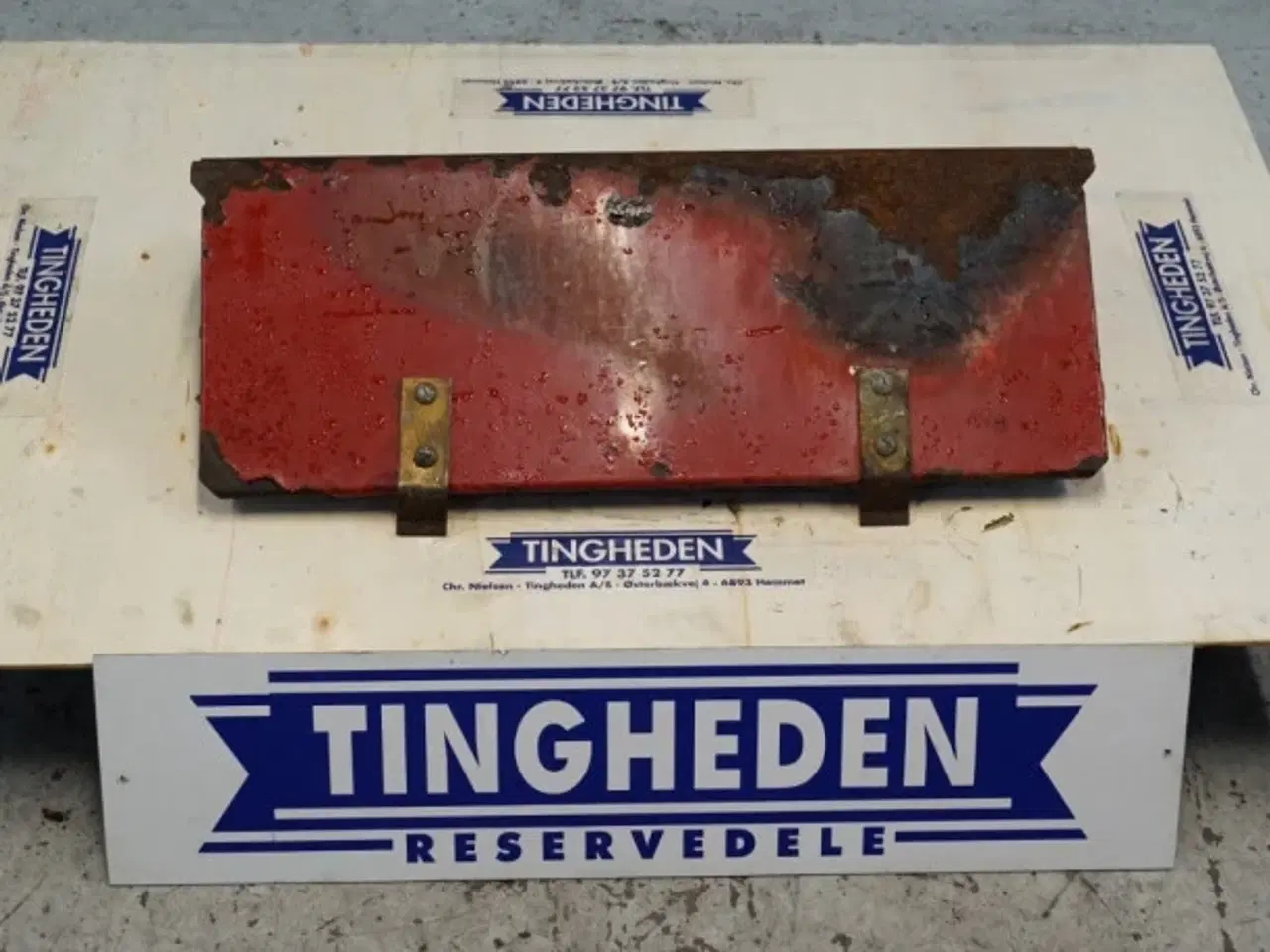 Billede 1 - Case 2388 Batteridæksel 142496A1