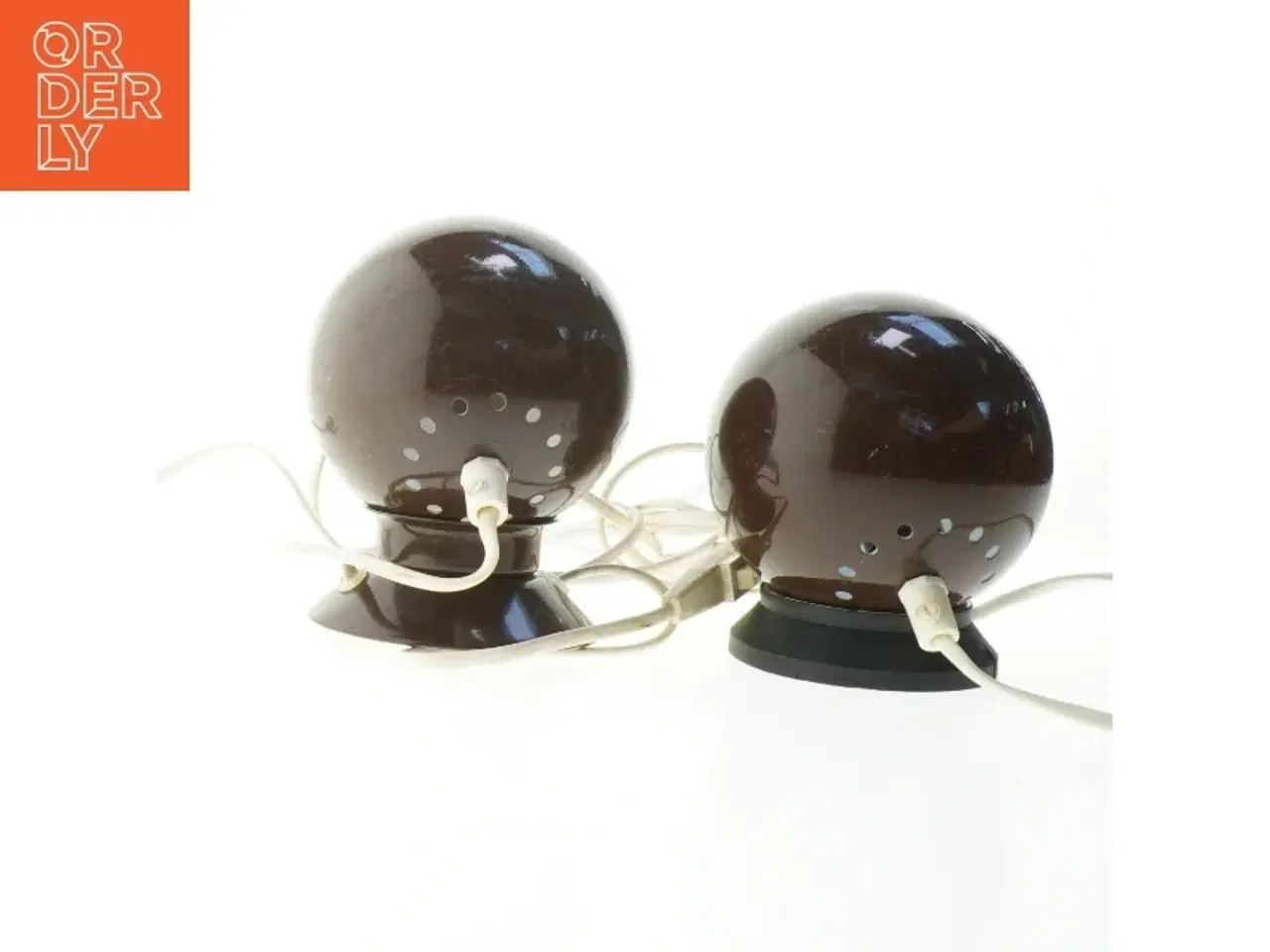 Billede 2 - To kugleformede bordlamper (str. 13 og 15 cm)