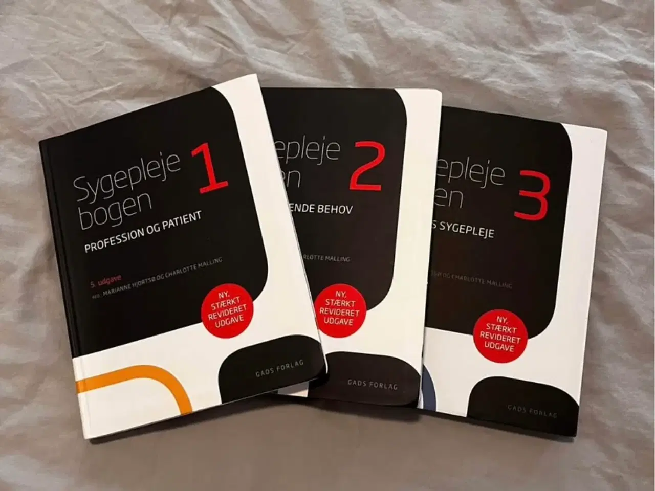 Billede 1 - Sygeplejebog 1, 2 og 3