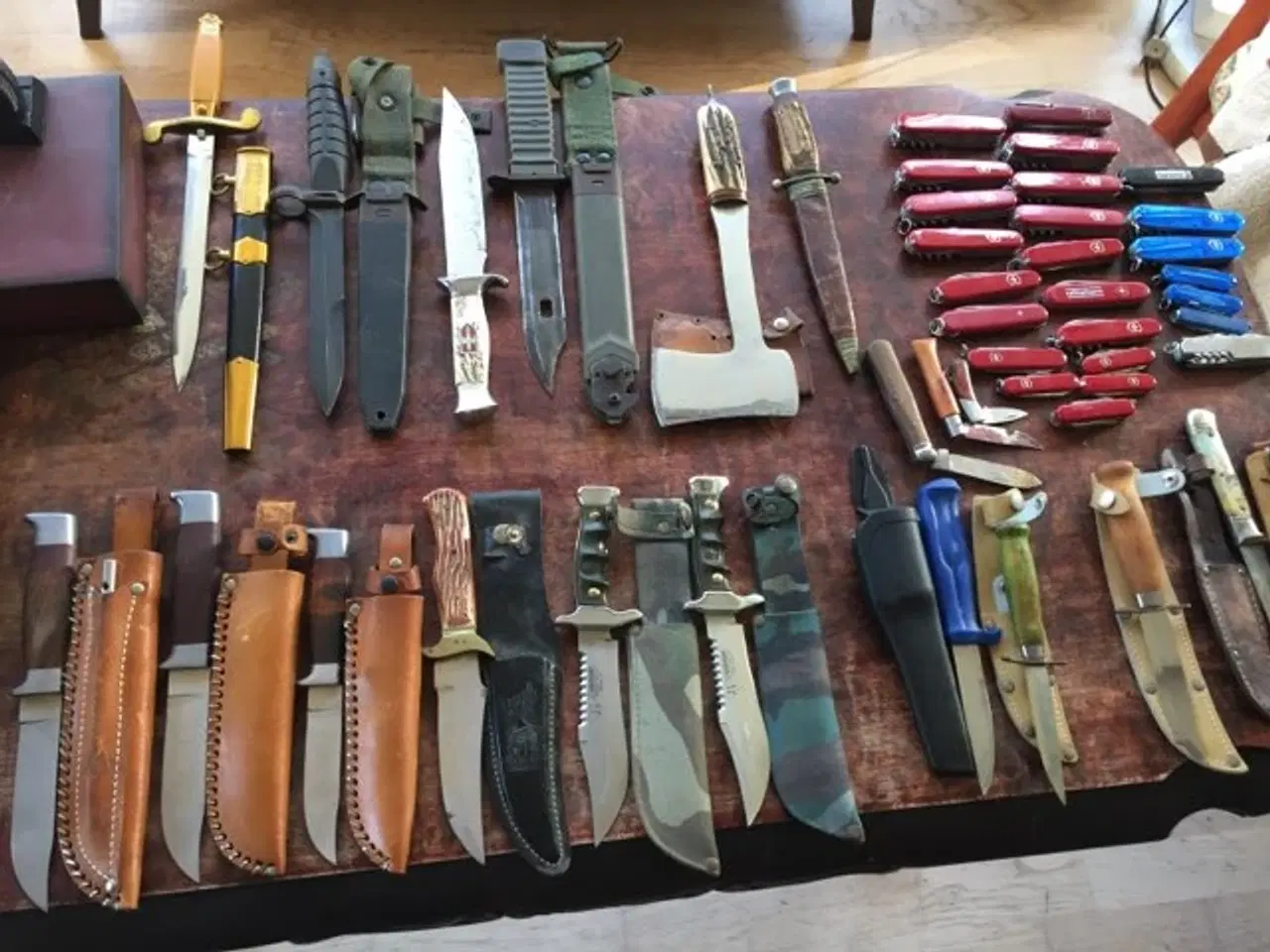Billede 1 - knivsamling