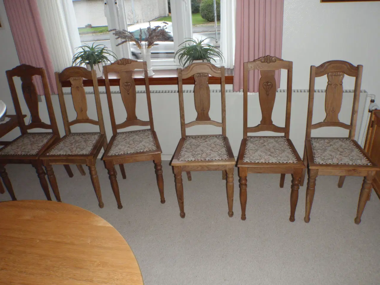 Billede 2 - Spisebord 1,2 x 4,2 m med 12 stole min 1,2 m rundt