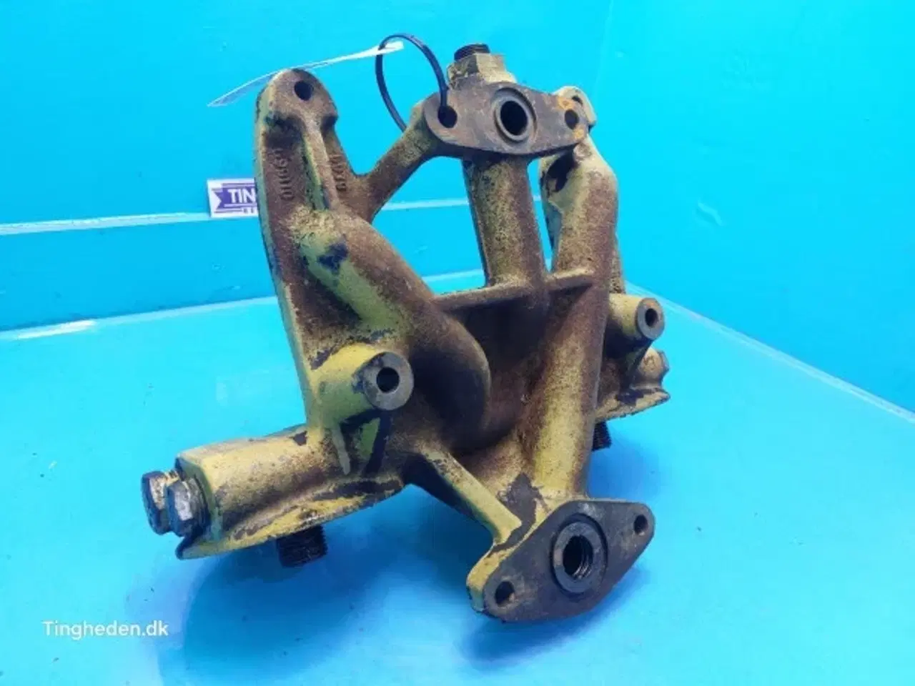 Billede 3 - Ford 678 HT Oliefilterhus E5HN6B843AA