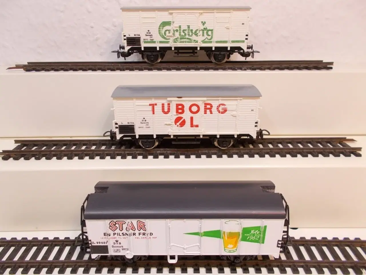 Billede 1 - Modeltog. Piko-Liliput DSB reklamegodsvogne