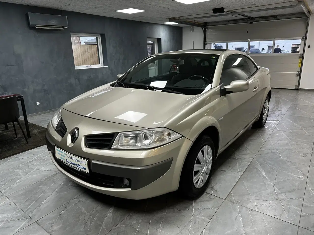 Billede 2 - Renault Mégane 1,6 16V Beat Up 110HK Cabr.