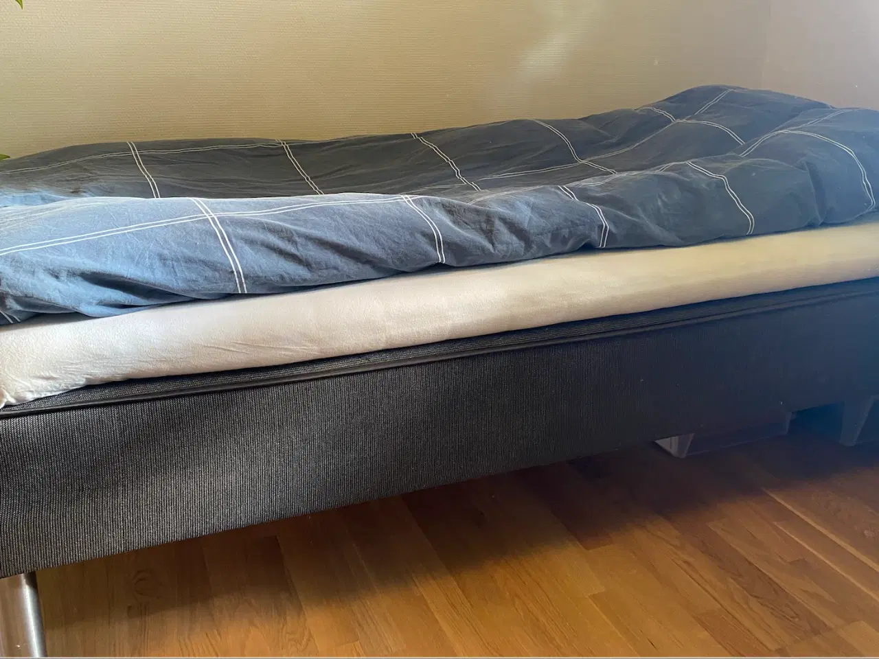 Billede 2 - Enkeltmandsseng, boksmadras