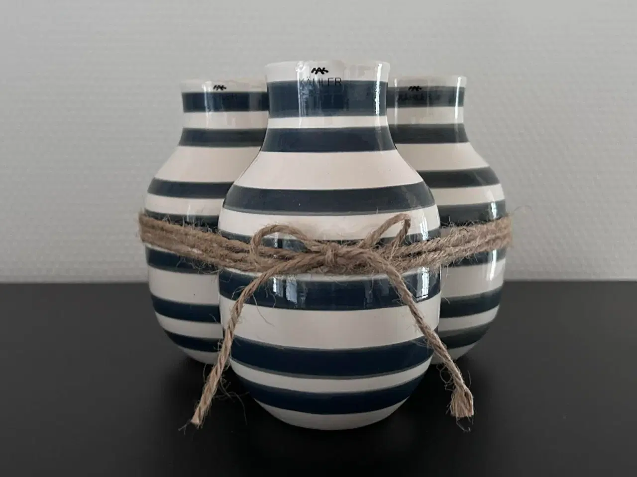 Billede 1 - Kähler omaggio vase 12,5 cm - koksgrå, 3 stk.