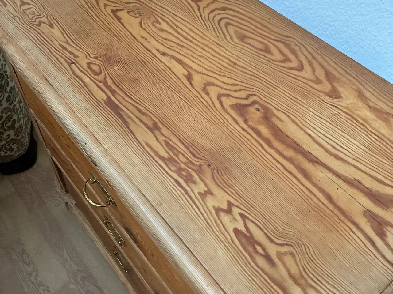 Billede 3 - Kommode med messinggreb