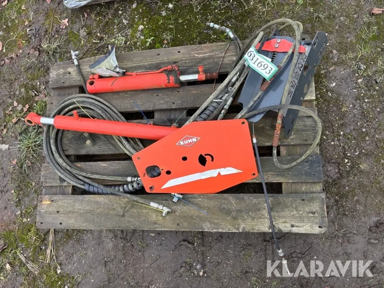 Billede 1 - Reservedele Kuhn