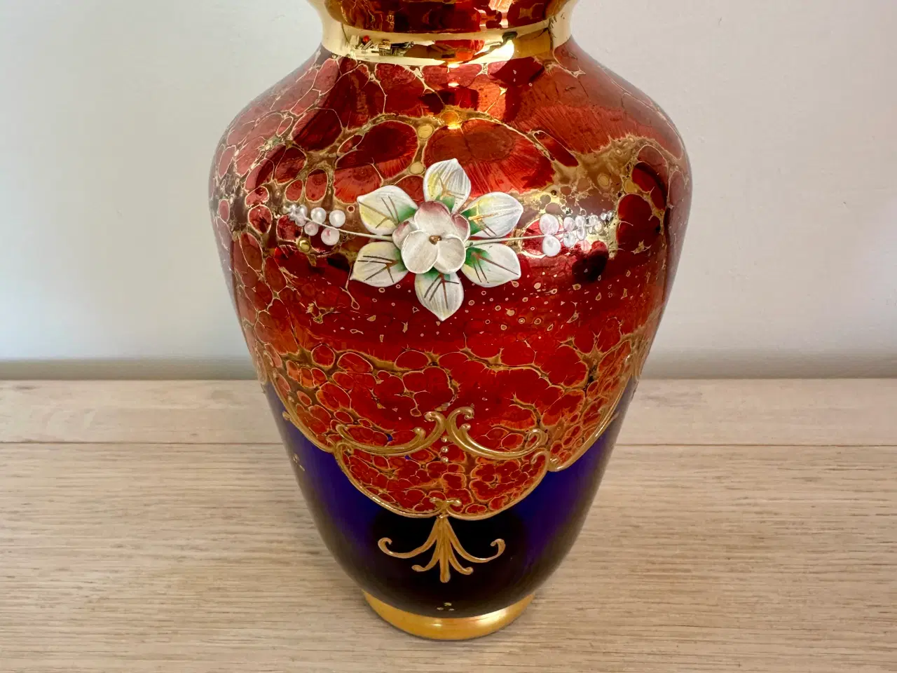 Billede 6 - To vintage håndmalede vaser
