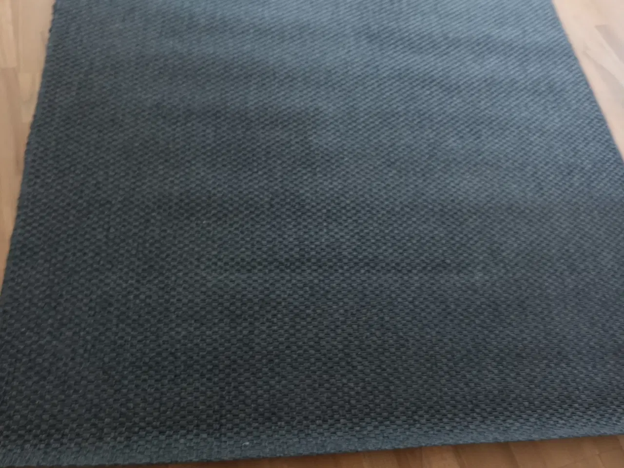 Billede 2 - Morum Gulvtæppe 160x230 mørker grå