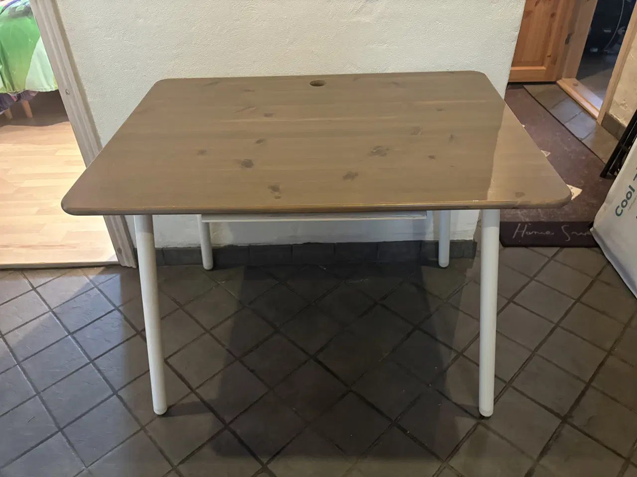 Billede 1 - Flexa Skrivebord m/justering i højden