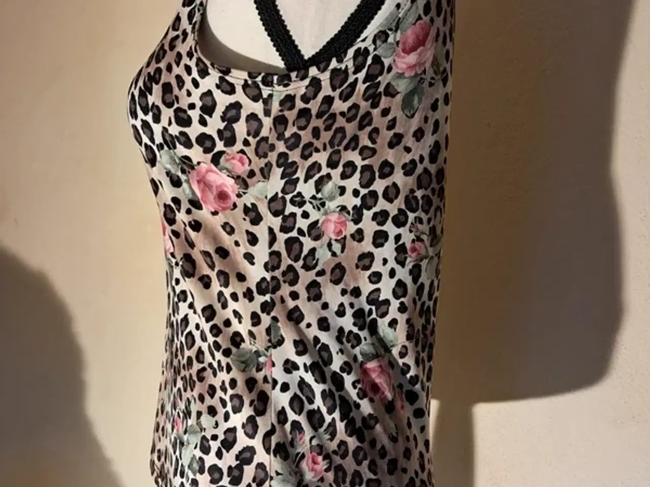 Billede 4 - Hennes str. M tanktop