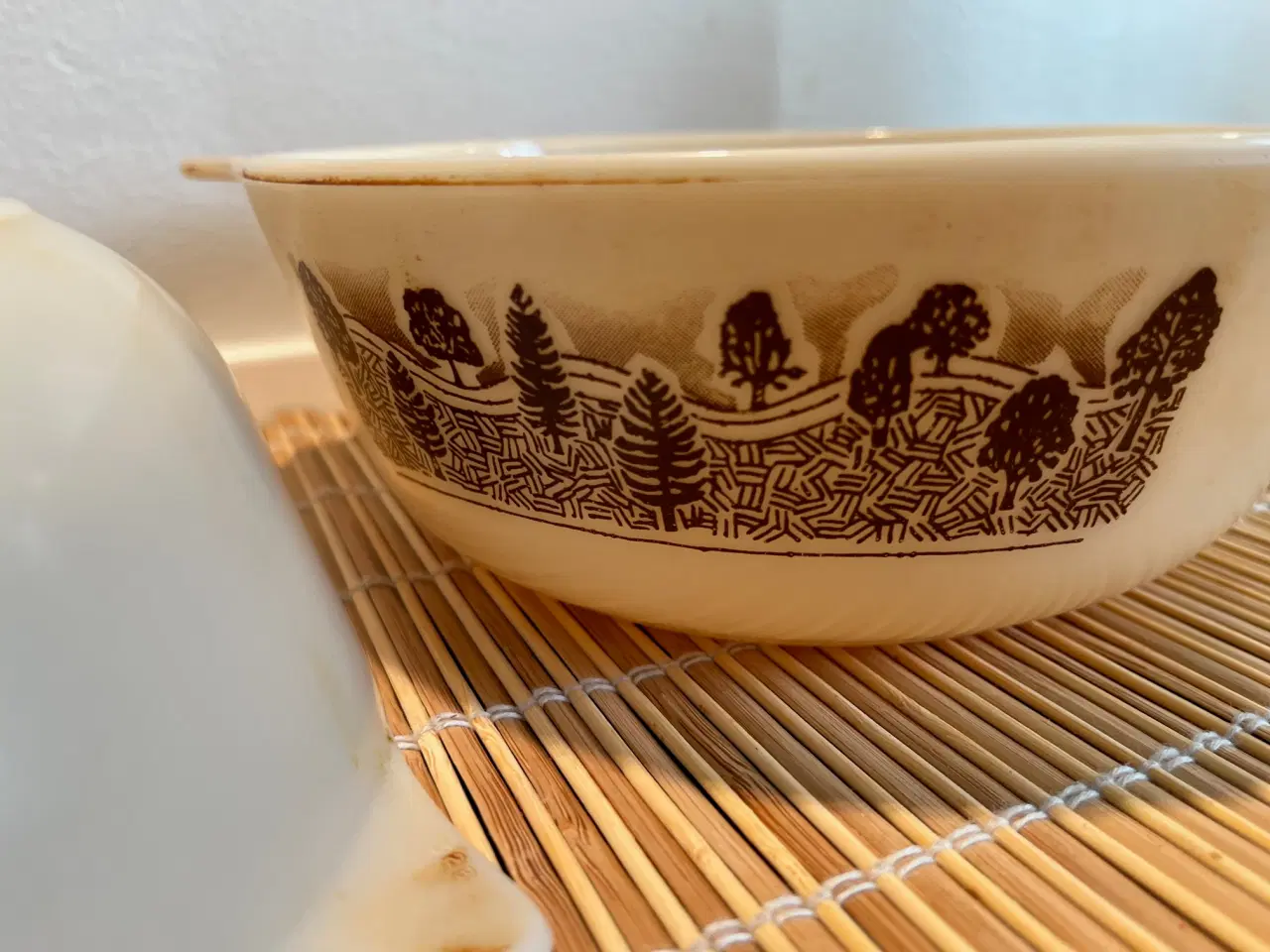 Billede 3 - Sæt med 2 vintage Pyrex England rustikke træ/skovm