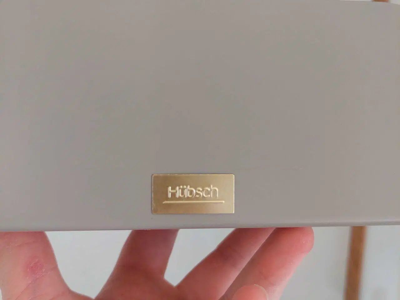 Billede 5 - Helt ny Hübsch ”Clutch” magasinholder – Inkl. skru