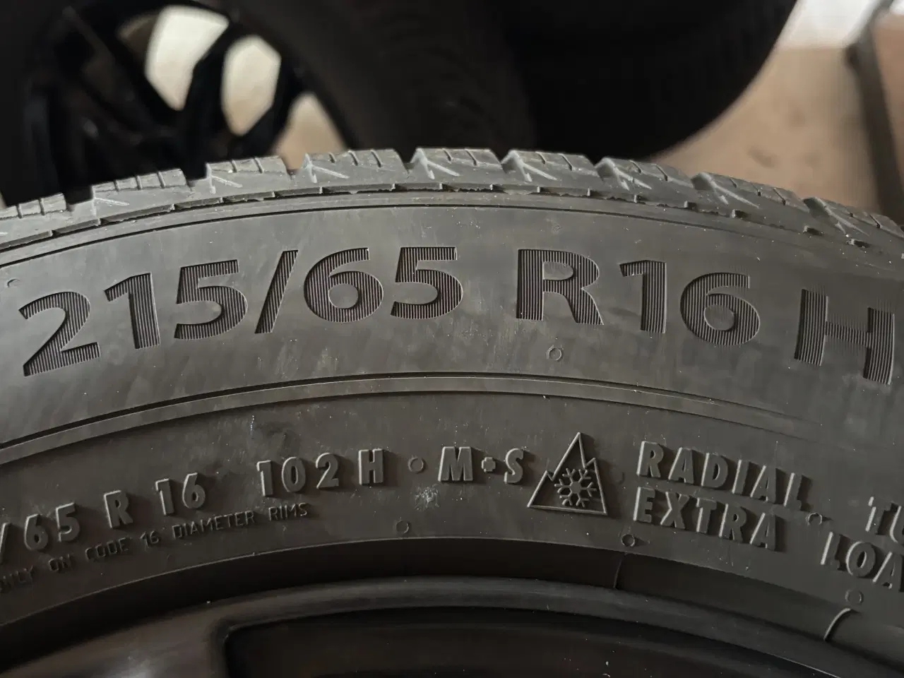 Billede 3 - Vinterdæk med Alufælge