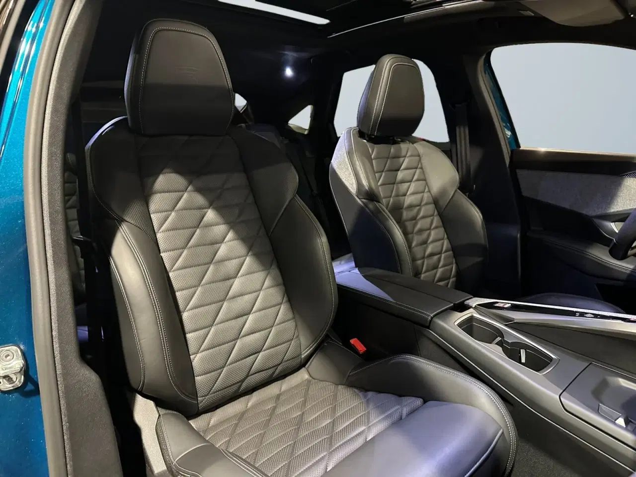 Billede 15 - Peugeot e-3008 77 GT Pack