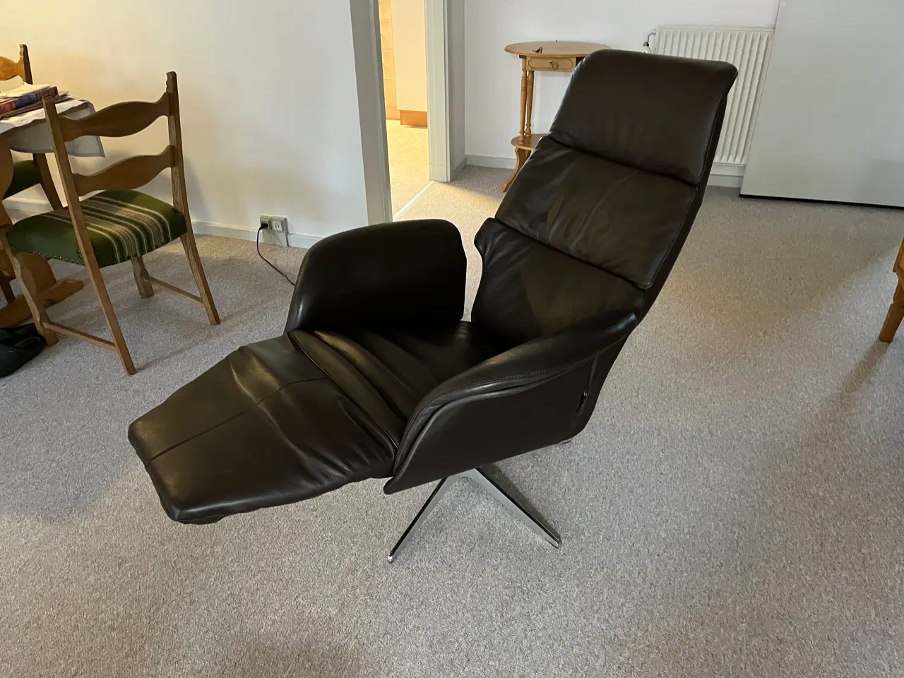 Billede 5 - Hjort Knudsen Dundee lænestol med el betjening.