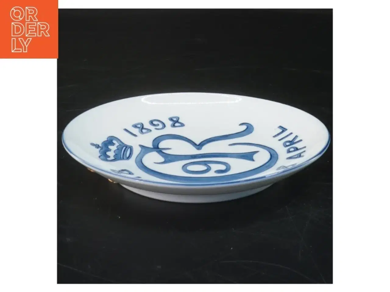 Billede 2 - Porcelænstallerken med kongeligt monogram (str. Ø 16 cm)