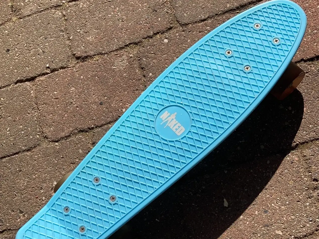 Billede 1 - NAKED Skateboard