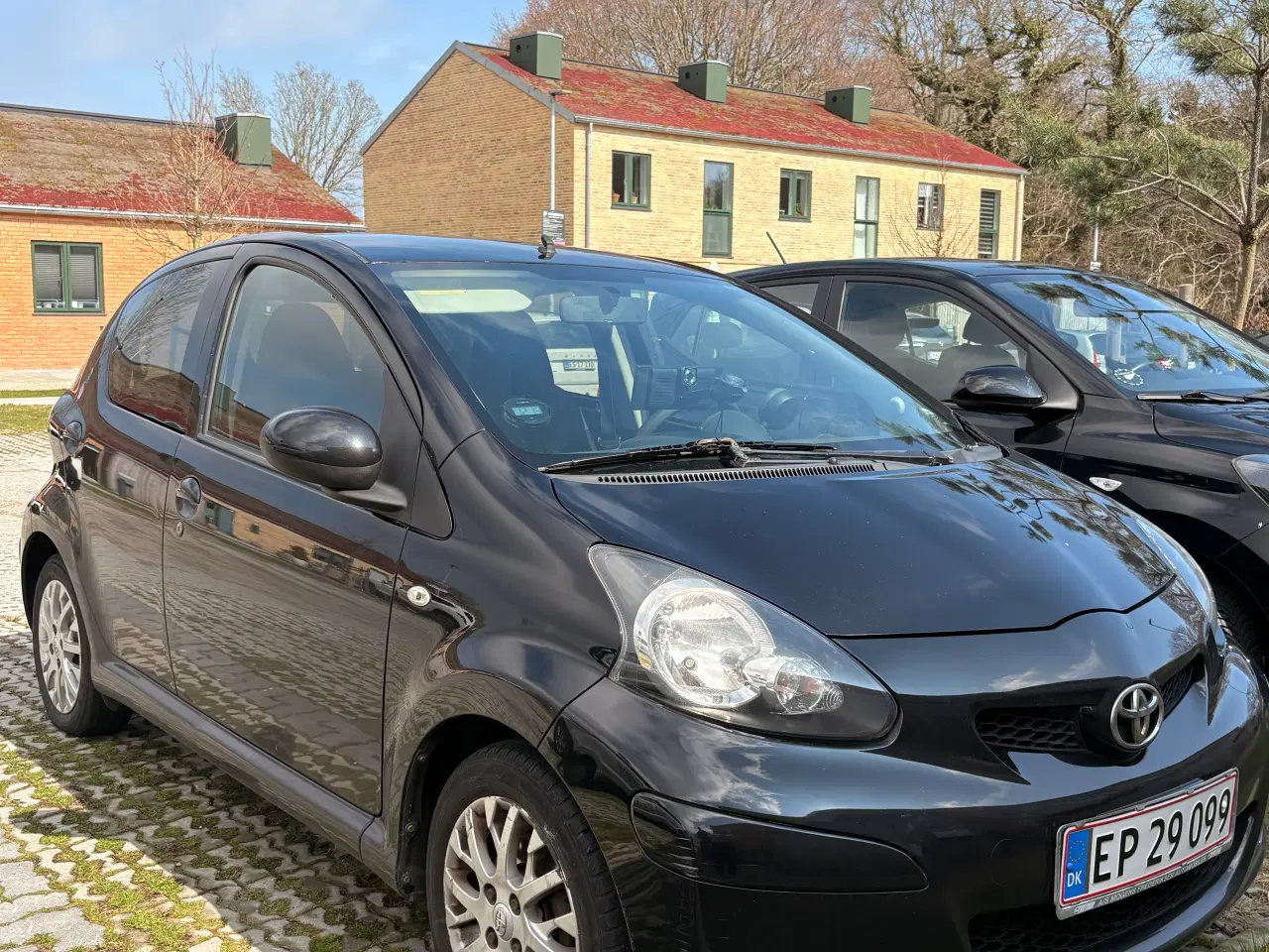 Billede 1 - Perfekt studiebil – Toyota Aygo 1.0 – Automatgear 