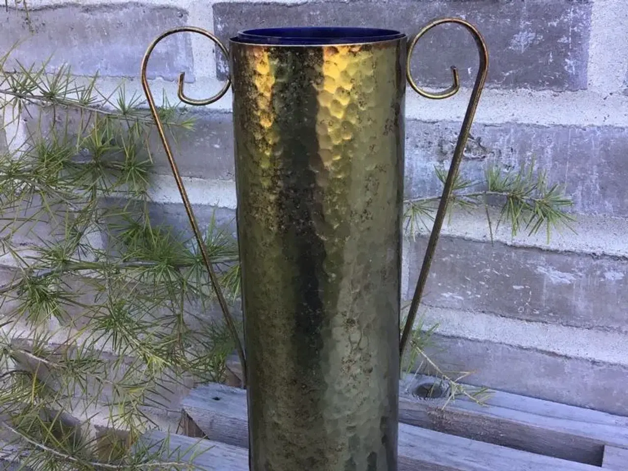 Billede 1 - Messing vase med indsats