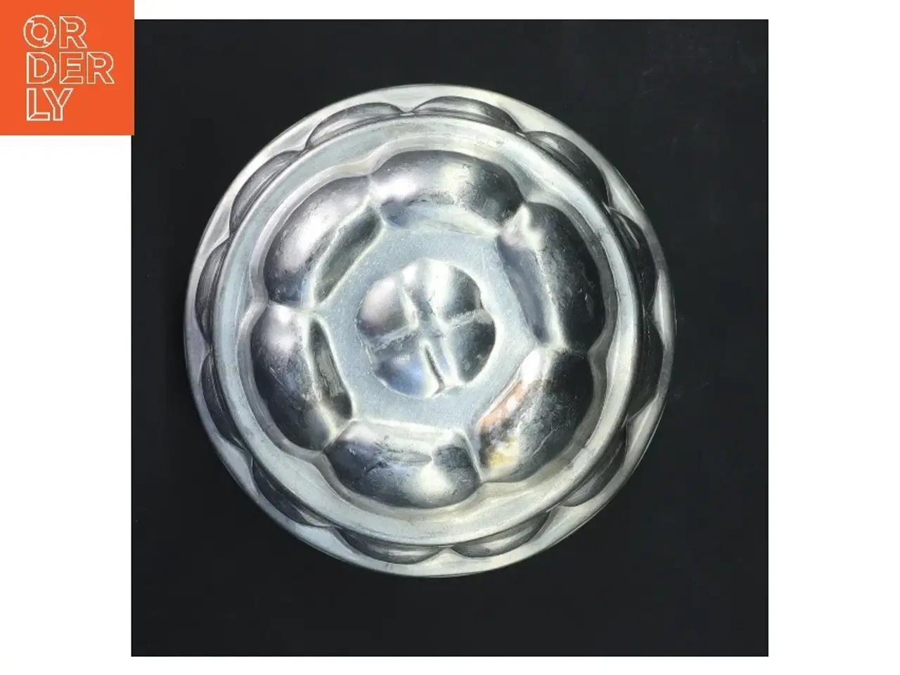 Billede 2 - Vintage is / buddingform i aluminium (str. Ø 14,5 cm længde 15 cm)