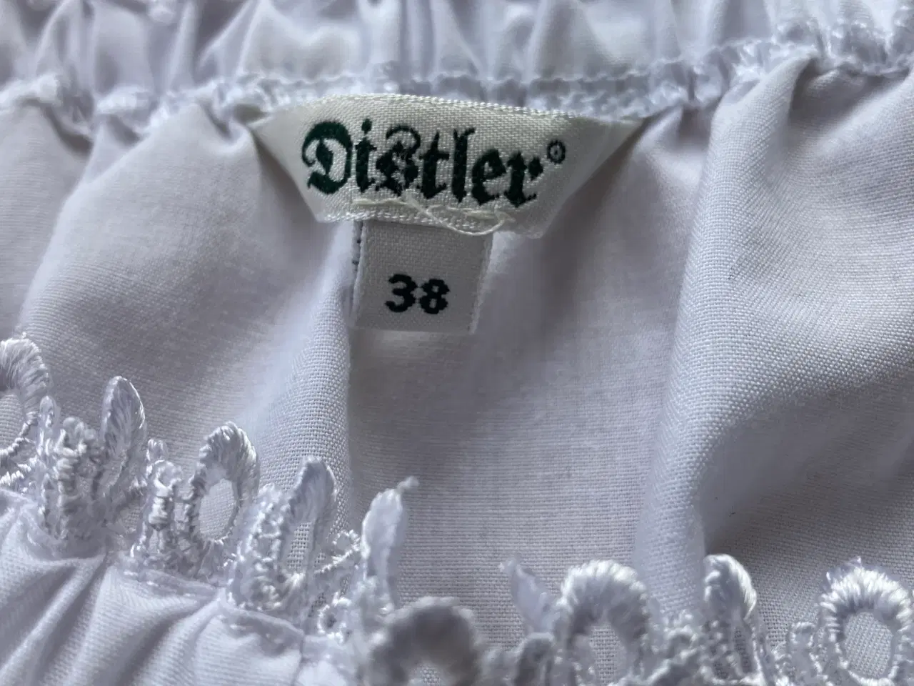 Billede 6 - Dirndl “tyrolerkjole” original bayrisk,incl. bluse