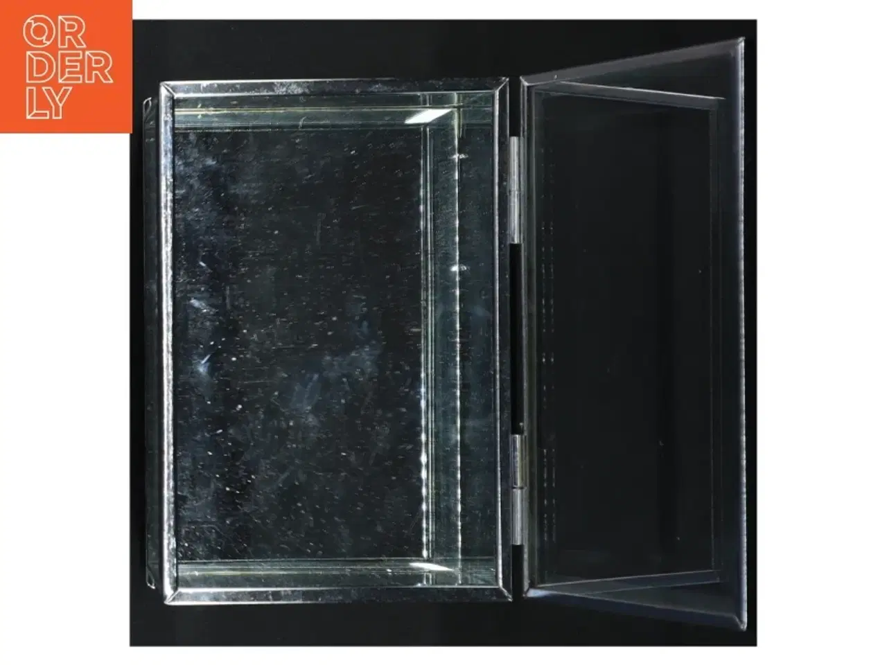 Billede 3 - Glasæske med låg fra Lisbeth Dahl(str. 15 x 10 cm)