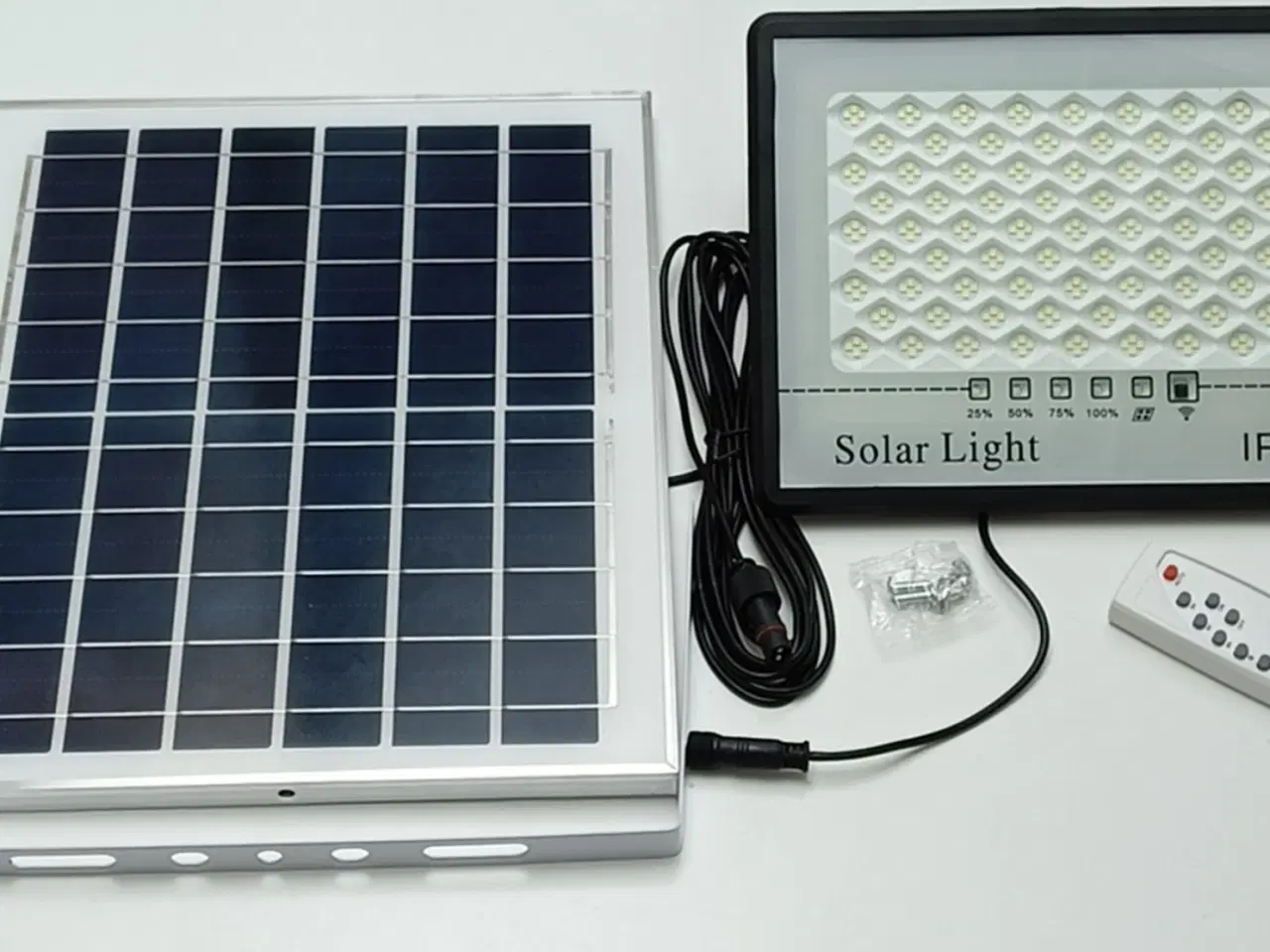Billede 11 - NY! 200W LED Solcellelampe + Solpanel med 4M kabel