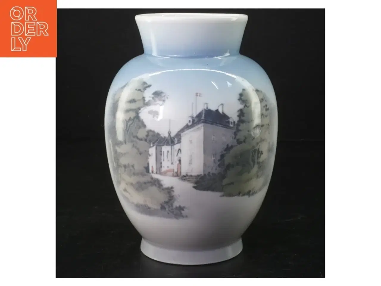 Billede 1 - Vase fra Royal Copenhagen (str. H 17 cm)