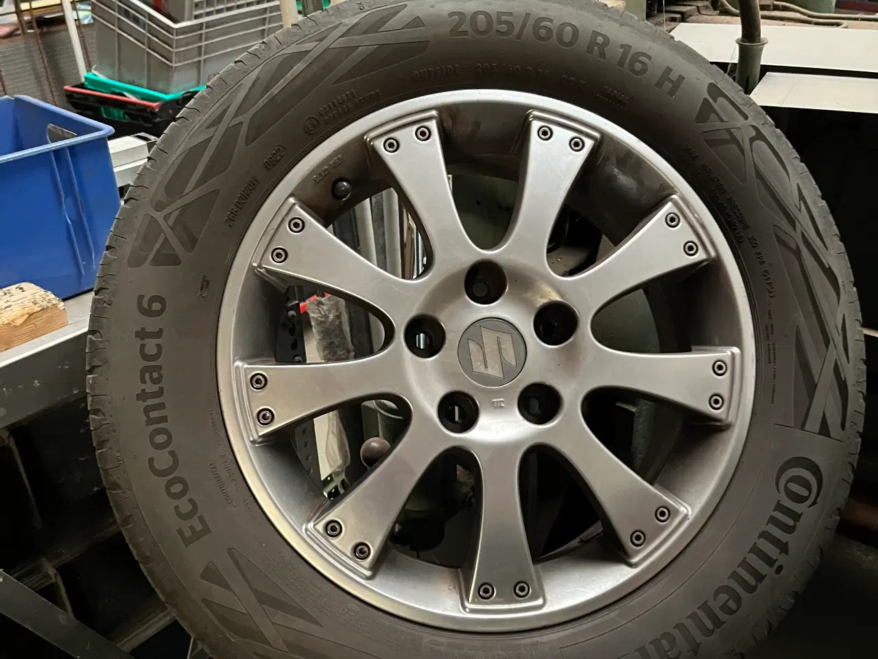 Billede 1 - 4 Alu fælge med Conti 205/60R16H lidt brugt