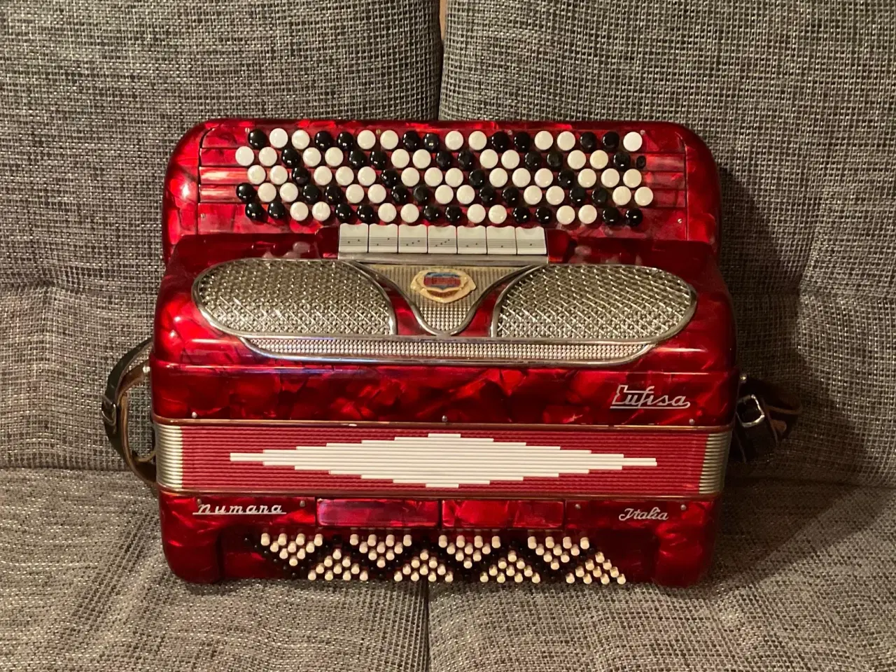 Billede 1 - Knapharmonika. Eufisa Numana italia