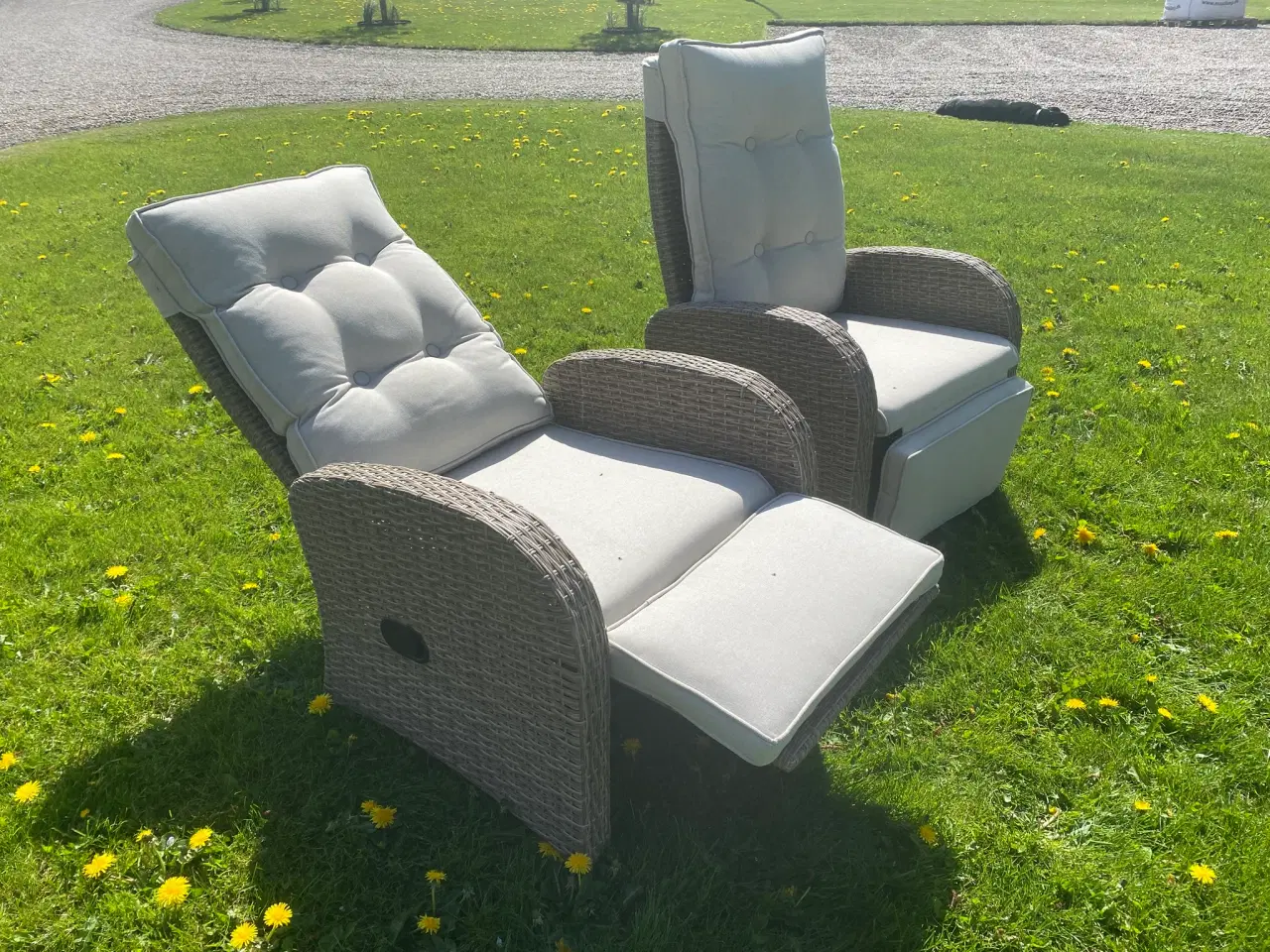 Billede 1 - Loungestole så fine som nye.