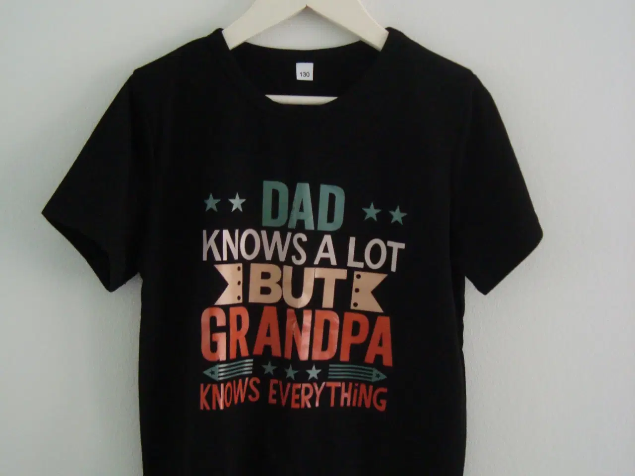 Billede 1 - T-Shirt - Str. 130