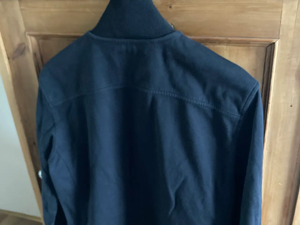Billede 3 - Sweatshirt med zip, Tiger og Sweeden