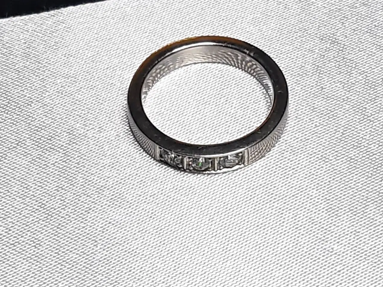 Billede 3 - Flot sølvring BH925 sælges