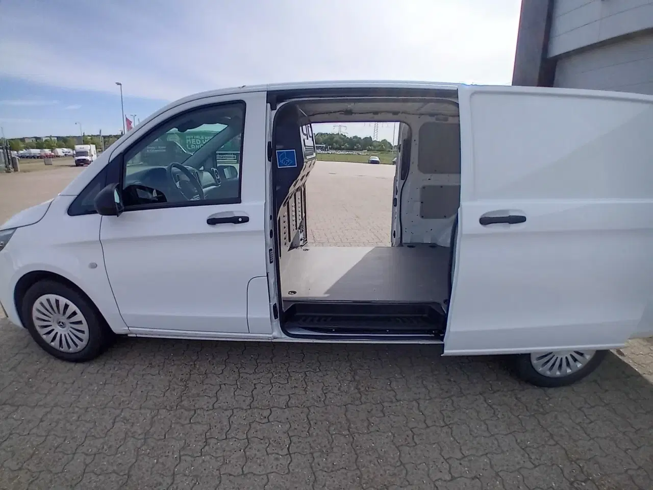 Billede 3 - Mercedes Vito 114 2,0 CDi A3 Kassevogn PRO RWD