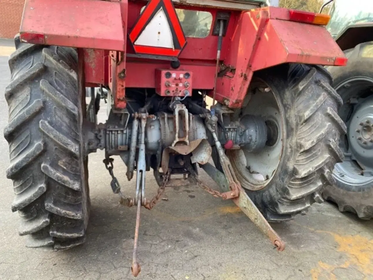 Billede 4 - Massey Ferguson 690 (Sælges i dele/For parts)